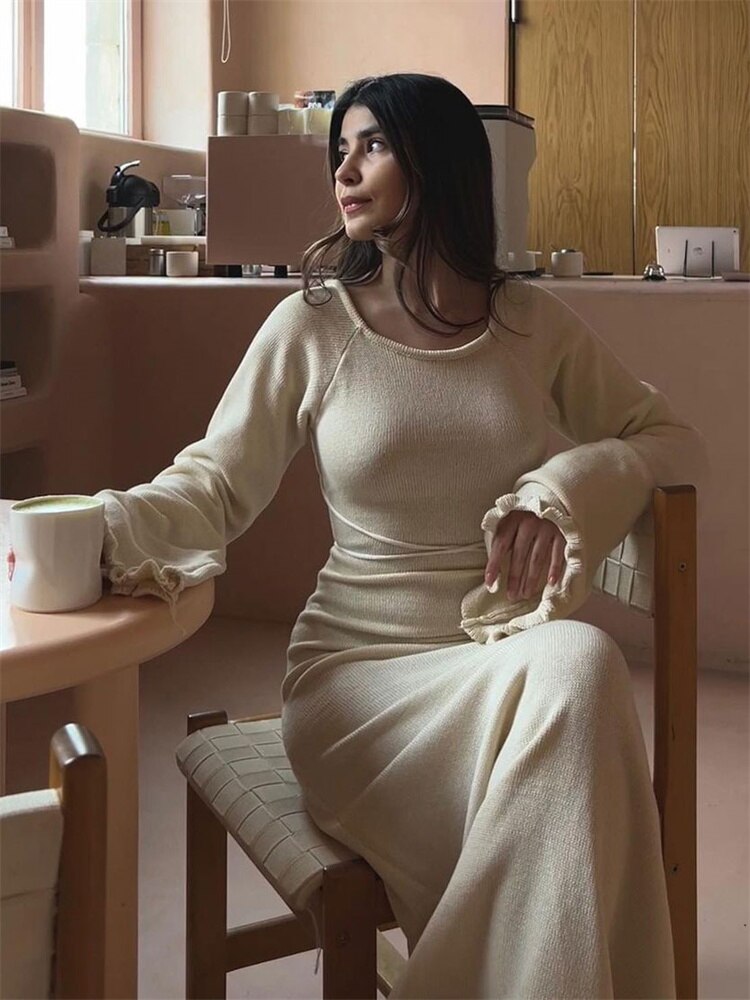 Classic Vintage & Enduringly Stylish Dress