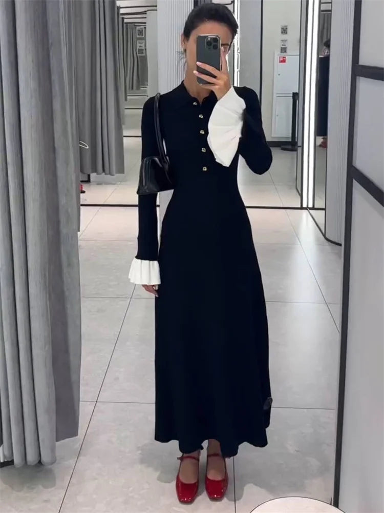 Classic Vintage Dress with a Flattering Fit