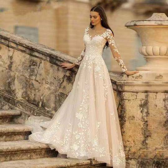 Polished Dress with an Effortless Classic Look