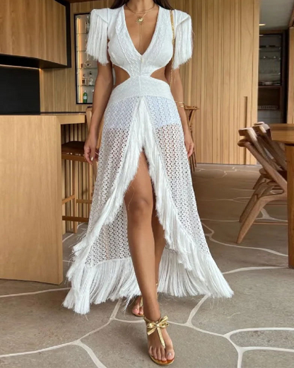 Beautifully Finished Dress in a Timeless Design