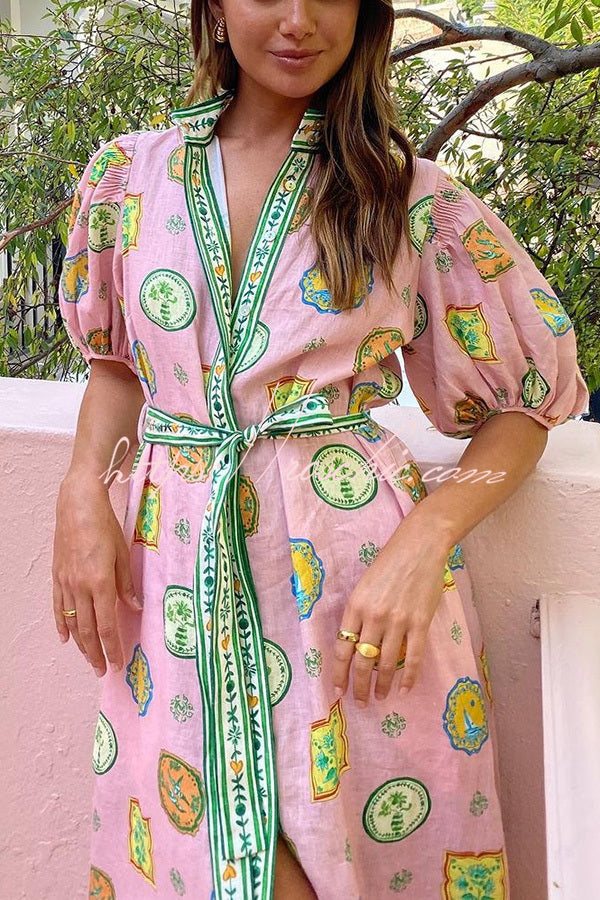 Classic Vintage Dress with a Flattering Fit
