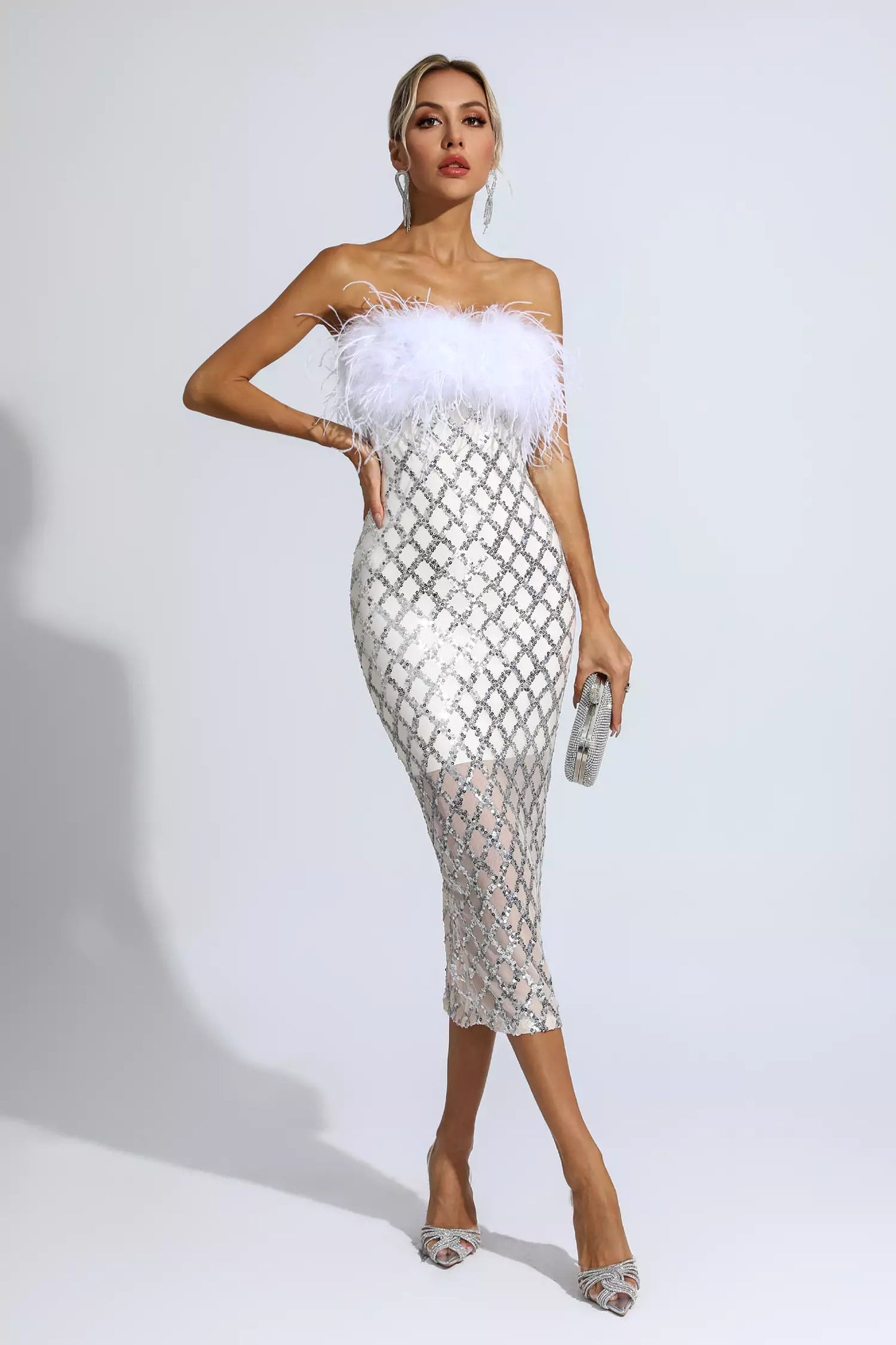 Beautifully Crafted Dress in a Classic Style
