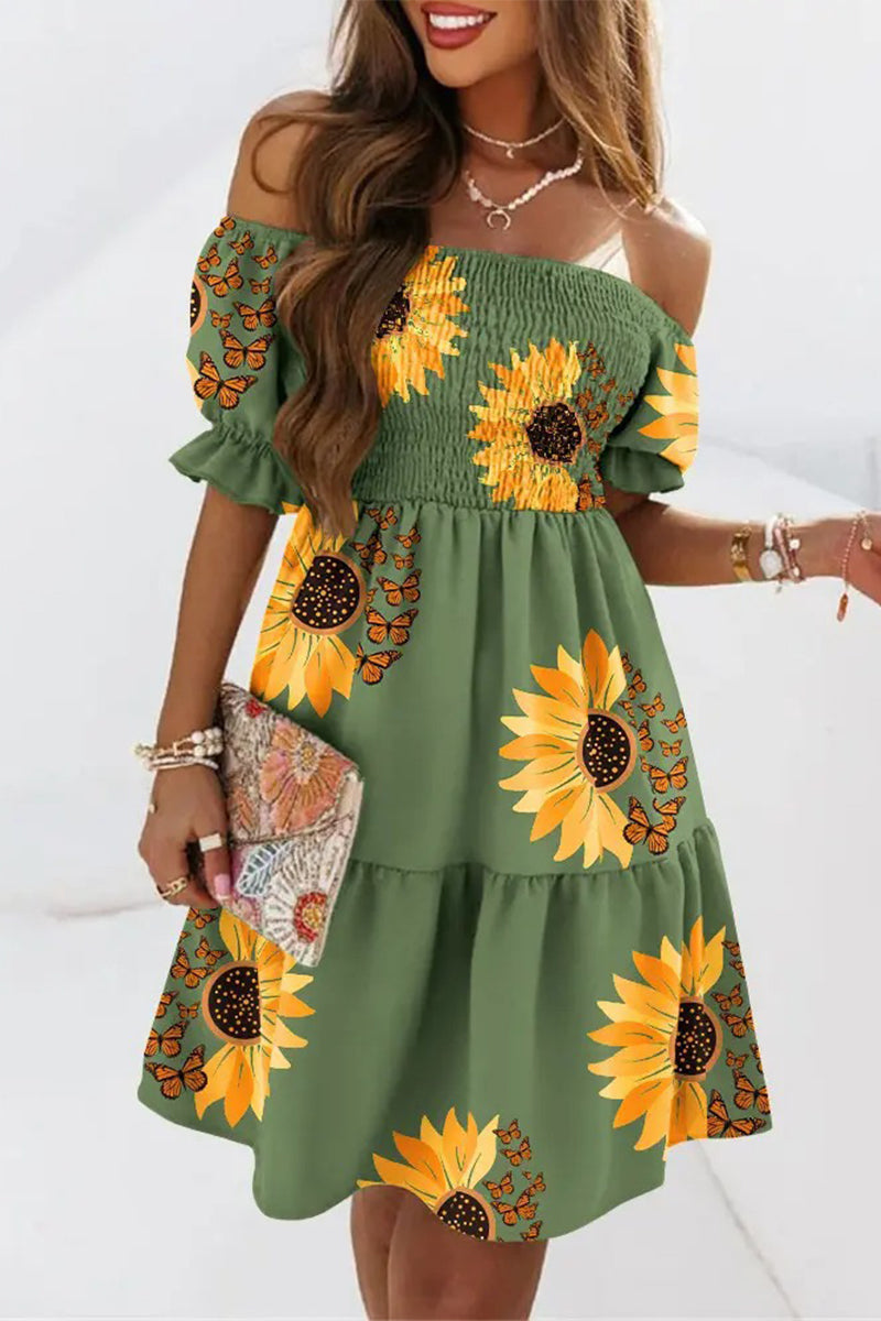 Beautifully Finished Dress in a Timeless Design