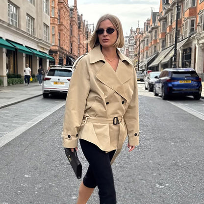 Beautifully Finished Coat in a Timeless Design