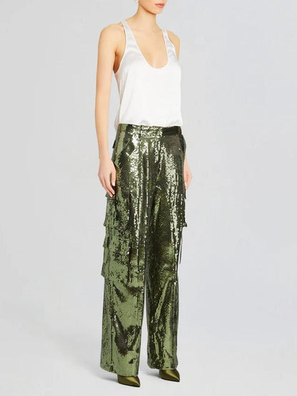Sophisticated Garment with a Clean Classic Look
