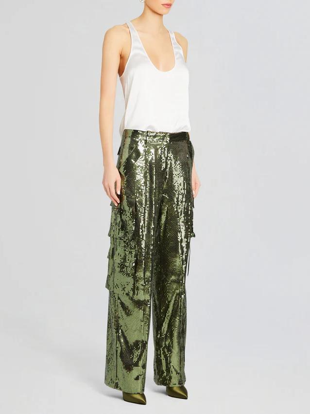 Sophisticated Garment with a Clean Classic Look