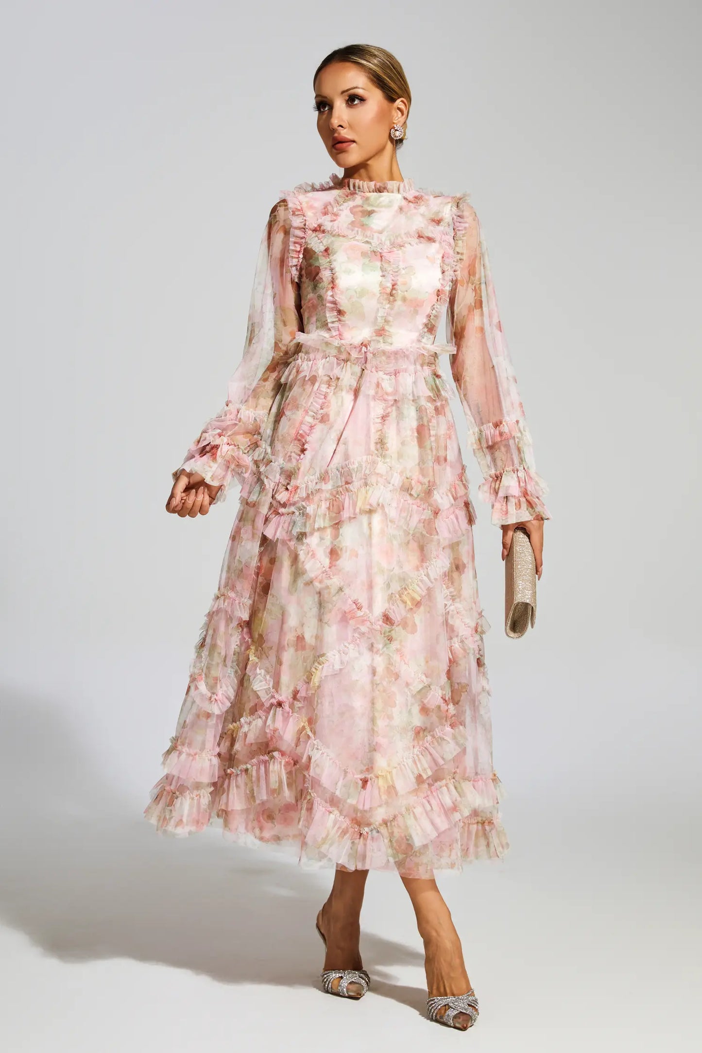 Classic Vintage Dress with a Flattering Fit