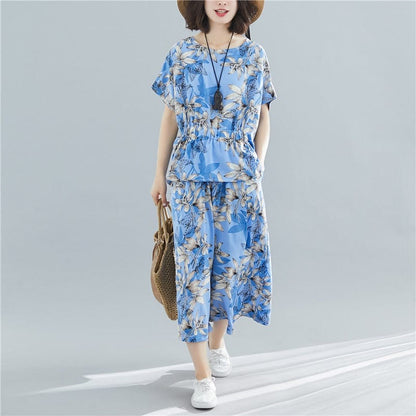 A Vintage Style Pants with Delicate Timeless Details