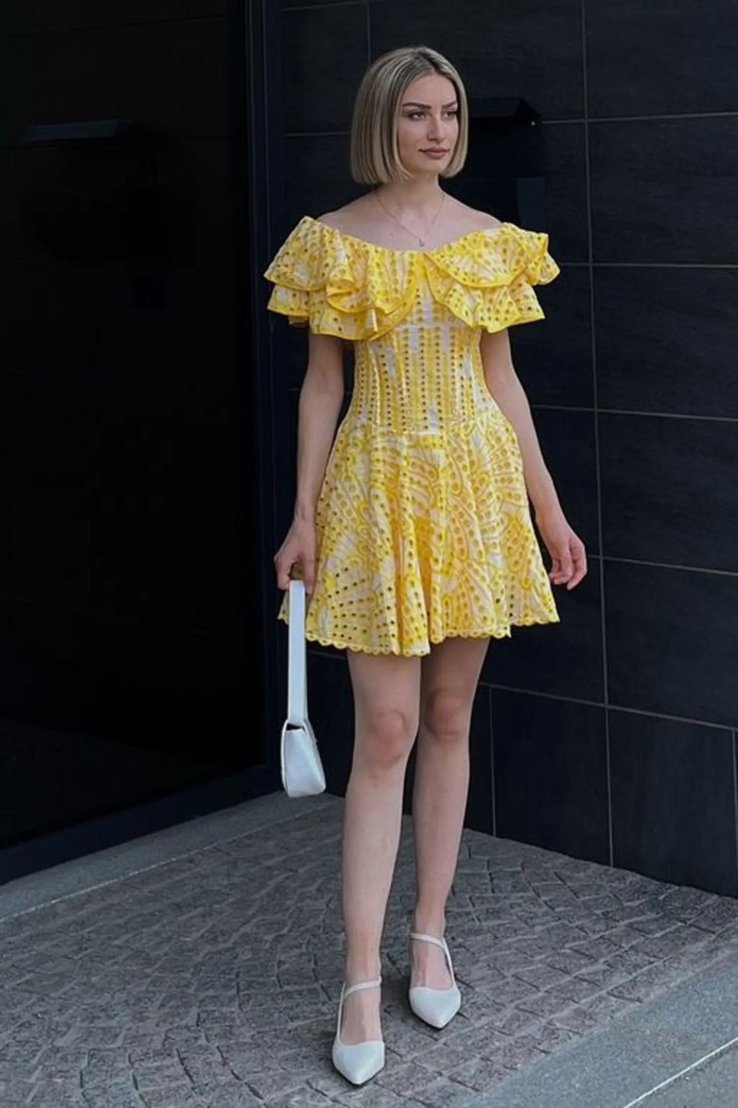 Classic Vintage & Enduringly Stylish Dress