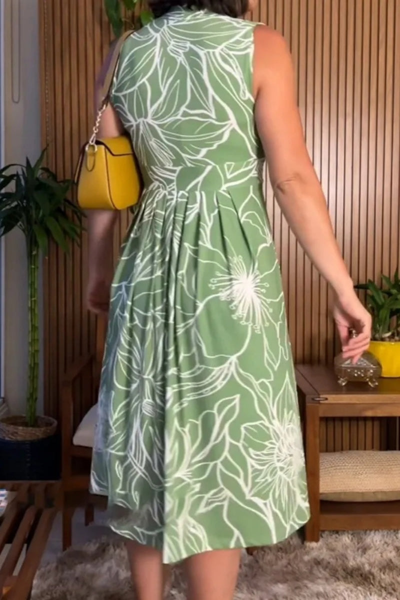 Gracefully Styled Dress for Any Occasion