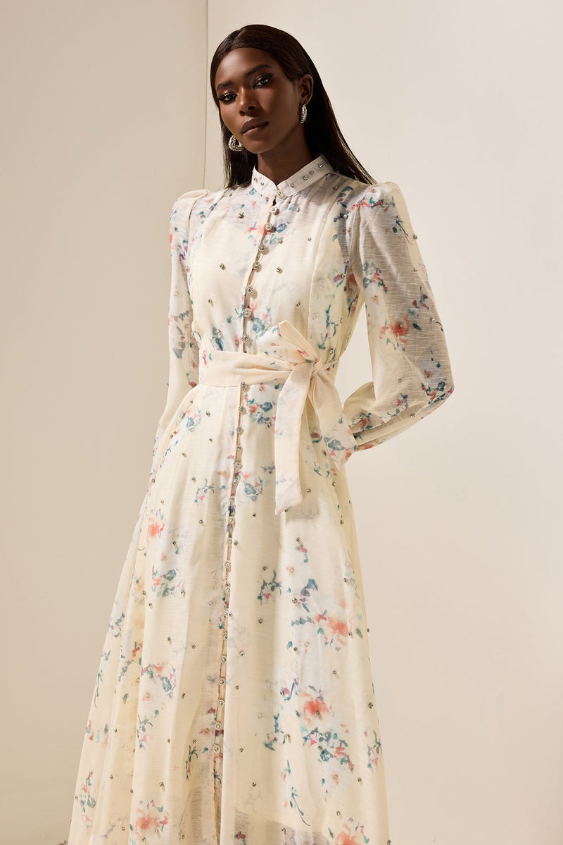 Classic Vintage Dress with a Flattering Fit