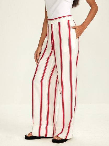 Elegantly Styled Pants for Everyday Wear