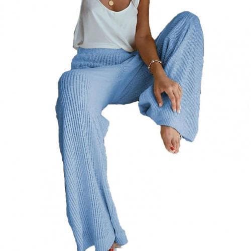 Well Tailored Pants with a Graceful Silhouette