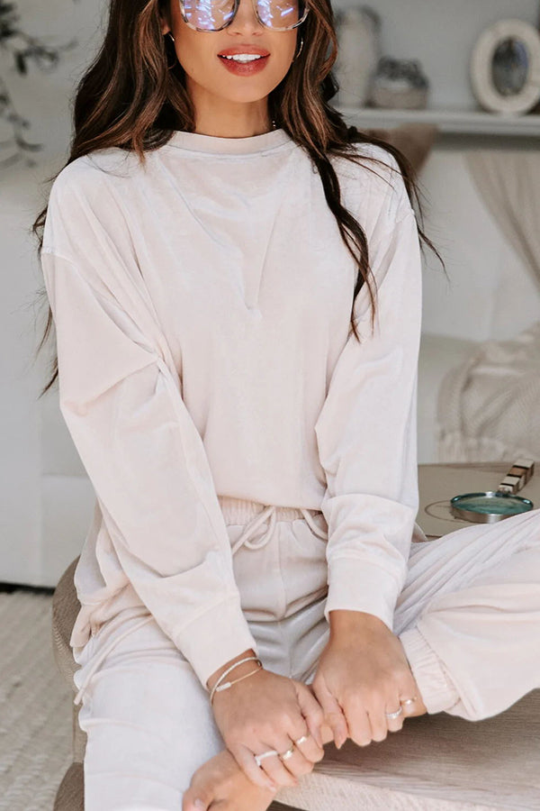 A Vintage Style Pants with Delicate Timeless Details