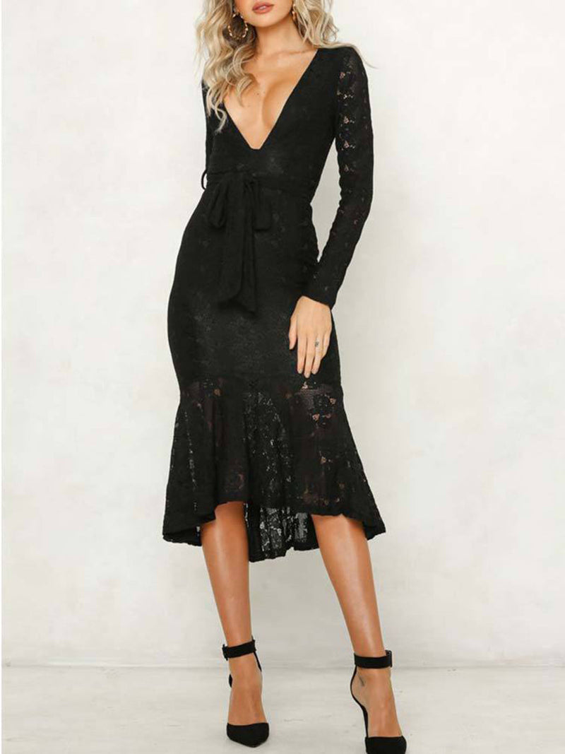 Well Tailored Dress with a Graceful Silhouette
