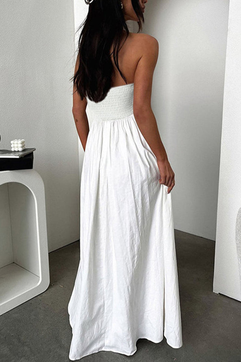 Beautifully Finished Dress in a Timeless Design