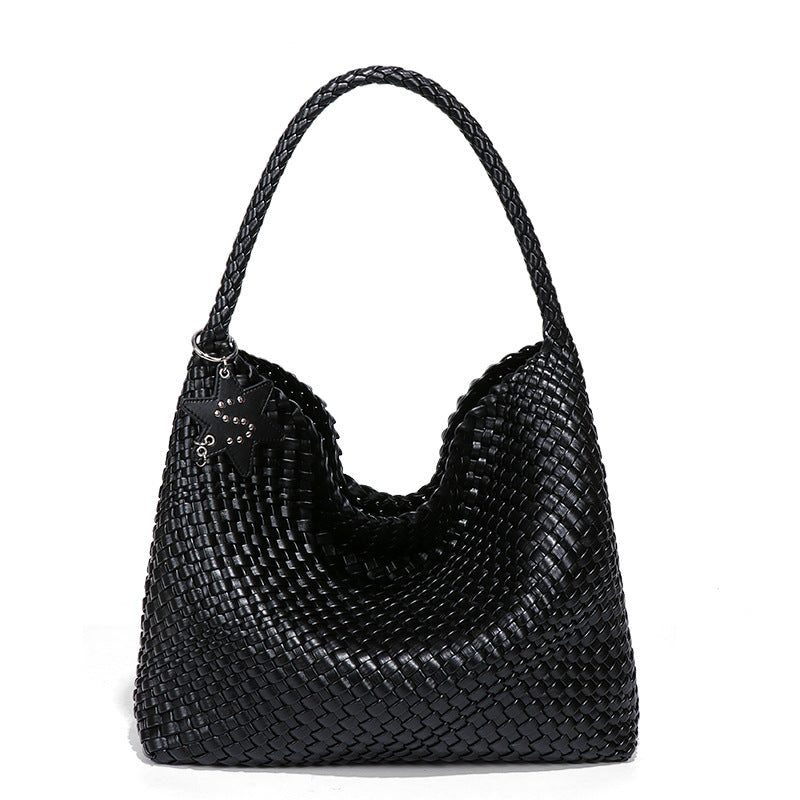 Effortlessly Elegant Bag with a Timeless Design