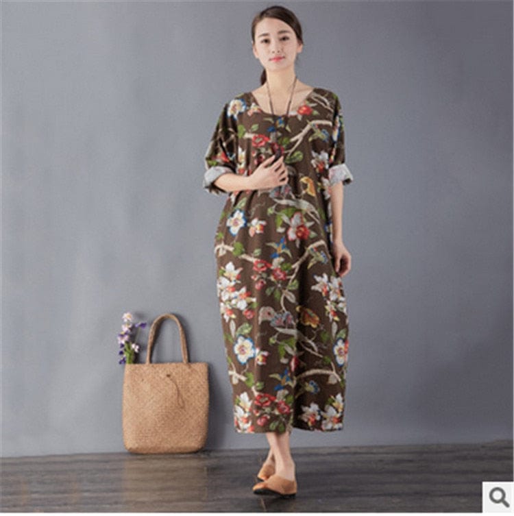 Gracefully Styled Dress for Any Occasion