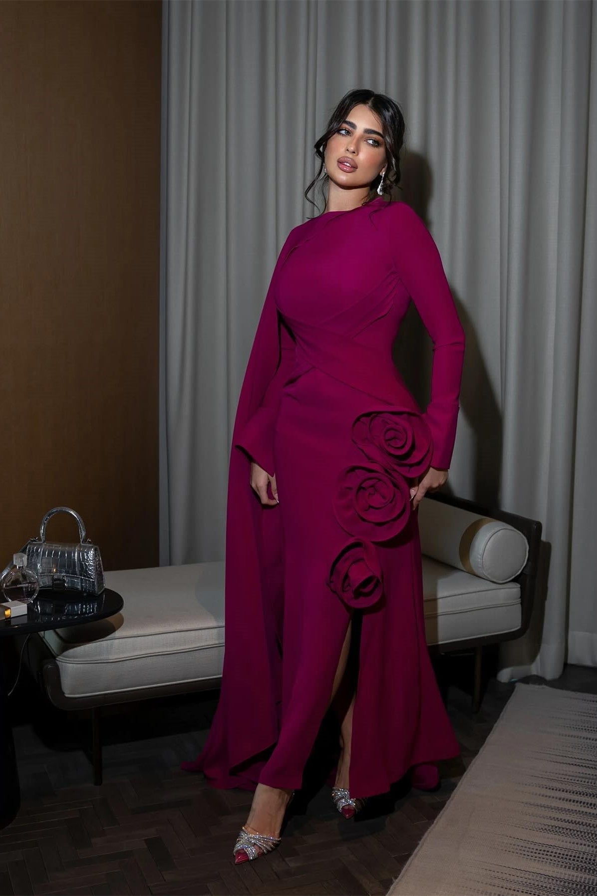 Beautifully Crafted Dress in a Classic Style