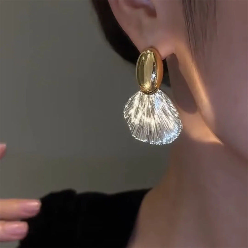 Classic Earring with Timeless Appeal