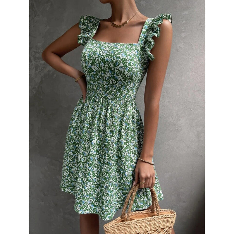 Classic Vintage Dress with a Flattering Fit