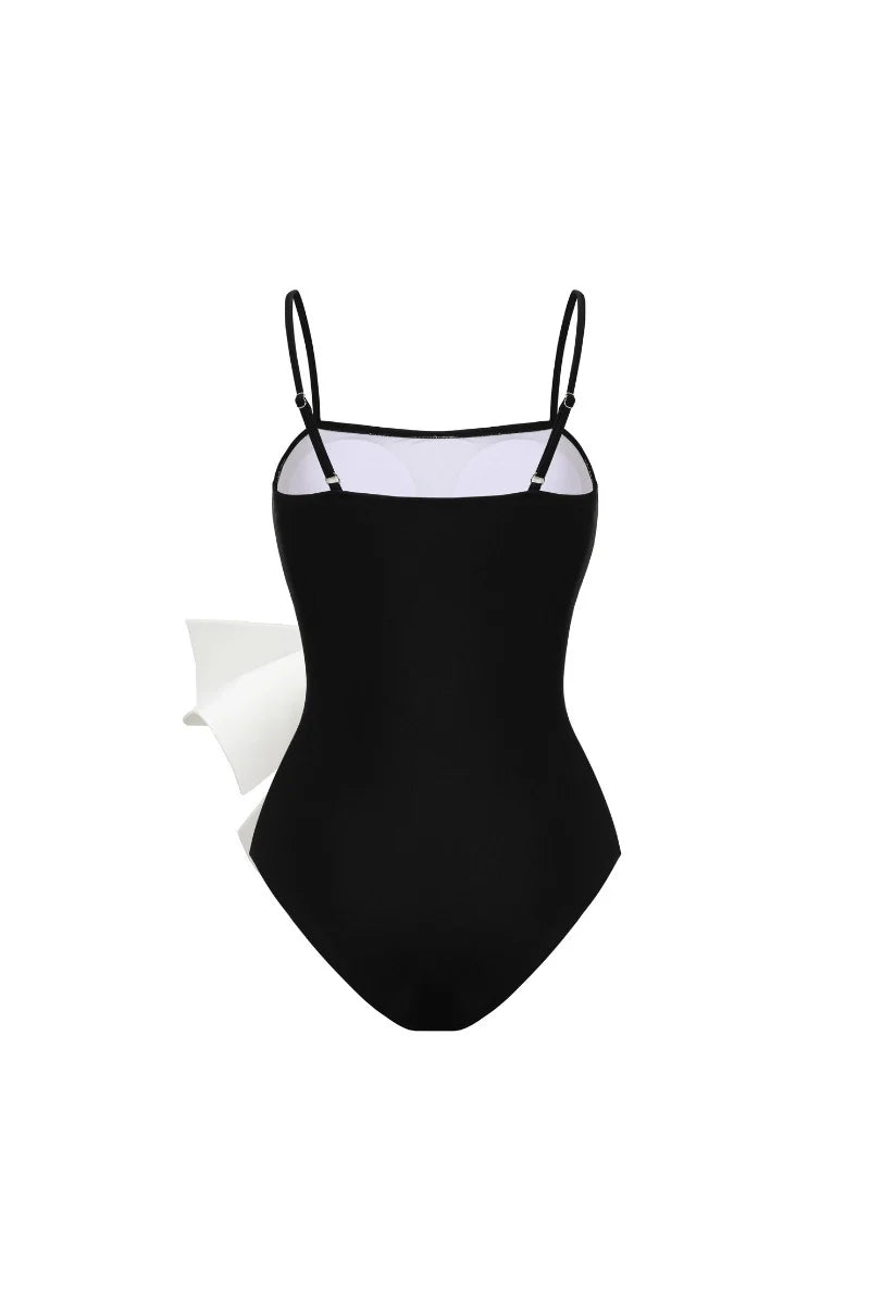 Beautifully Finished Garment in a Timeless Design