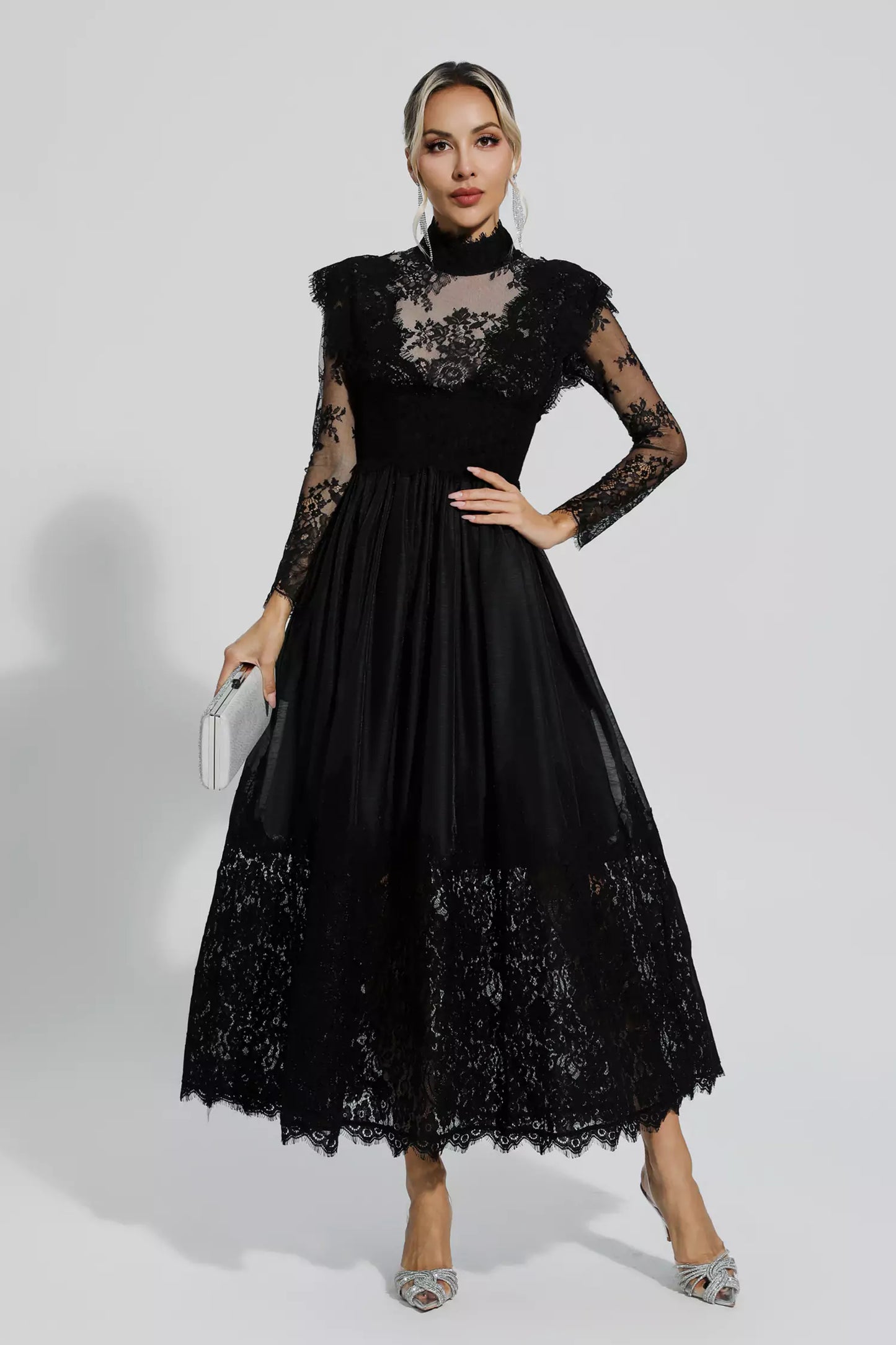 Gracefully Styled Dress for Any Occasion