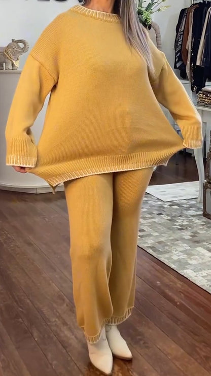 Classic Vintage Pants with a Flattering Fit