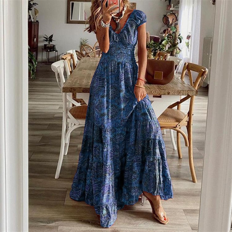 Gracefully Styled Dress for Any Occasion