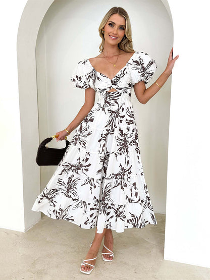 Sophisticated Dress with a Clean Classic Look
