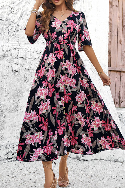 Effortlessly Elegant Dress with a Timeless Design