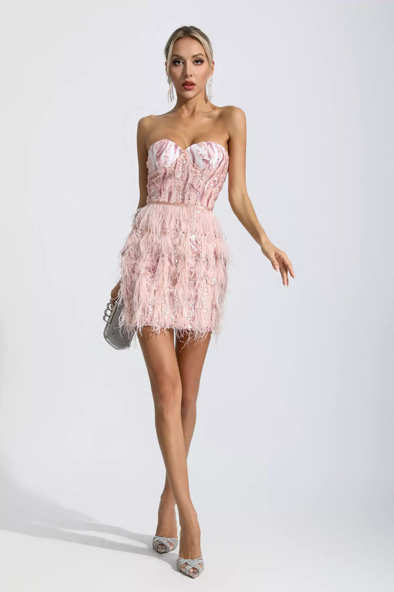 Beautifully Finished Dress in a Timeless Design