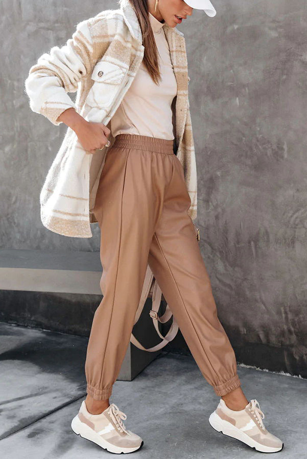 Beautifully Crafted Pants in a Classic Style