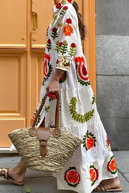 Beautifully Finished Dress in a Timeless Design