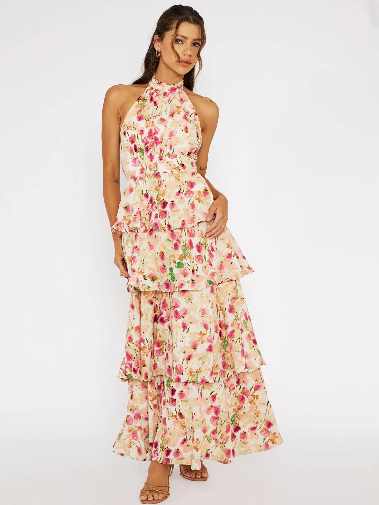 Gracefully Styled Dress for Any Occasion