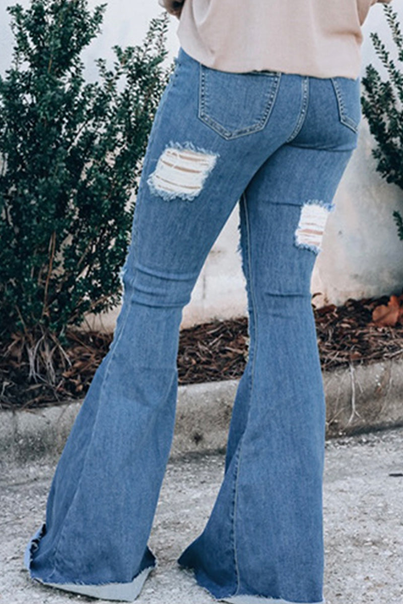 Gracefully Styled Garment for Any Occasion