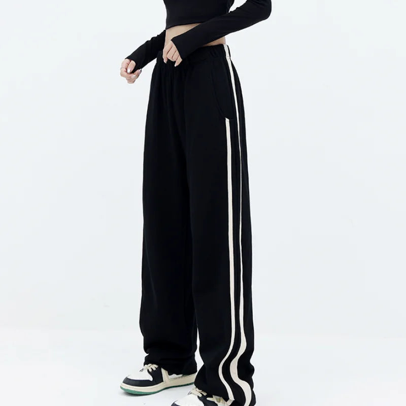 Beautifully Finished Pants in a Timeless Design