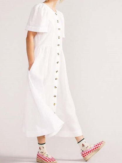 Effortlessly Elegant Dress with a Timeless Design