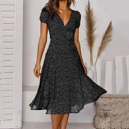 Classic Vintage Dress with a Flattering Fit