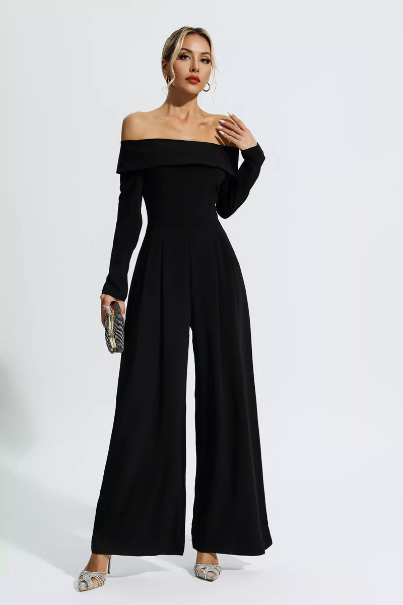 Effortlessly Elegant Garment with a Timeless Design