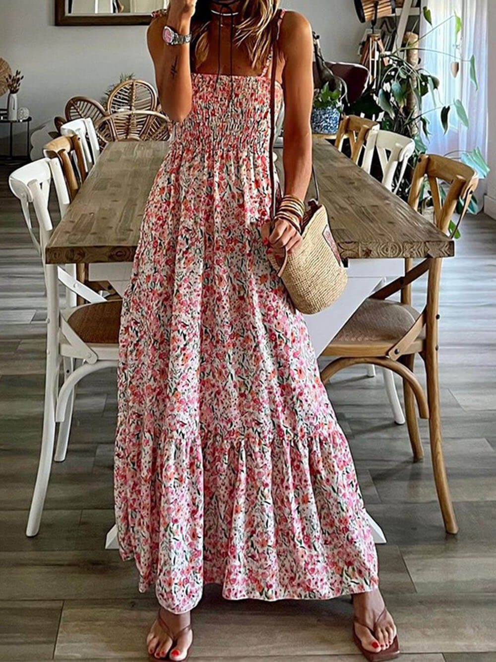 Beautifully Crafted Dress in a Classic Style