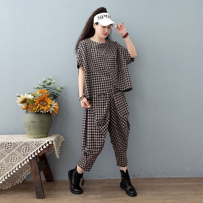 Effortlessly Elegant Garment with a Timeless Design