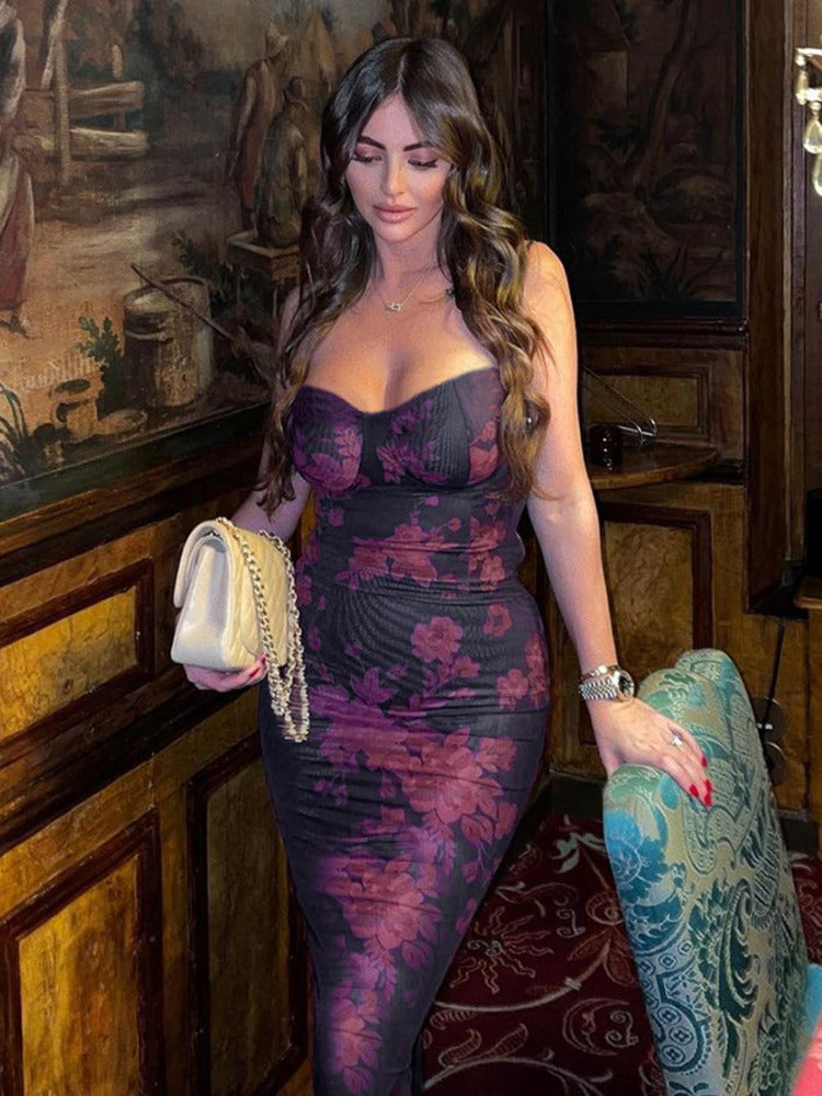 Beautifully Crafted Dress in a Classic Style