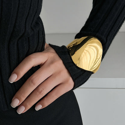 Classic Bracelet with Timeless Appeal