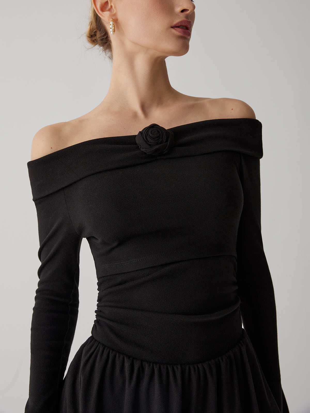Sophisticated Dress with a Clean Classic Look