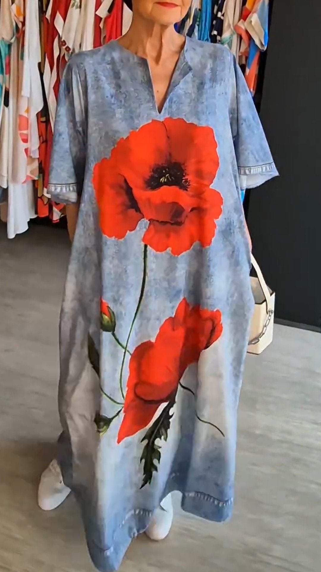 Beautifully Crafted Dress in a Classic Style