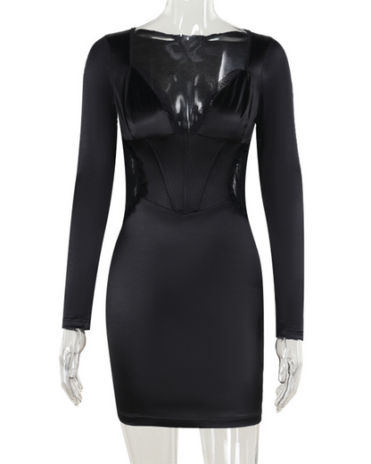 Beautifully Finished Dress in a Timeless Design