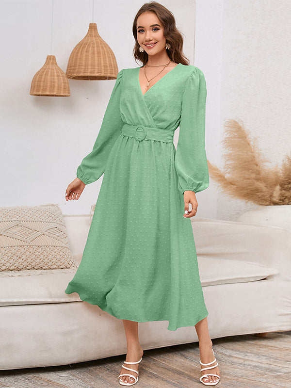 Polished Dress with an Effortless Classic Look