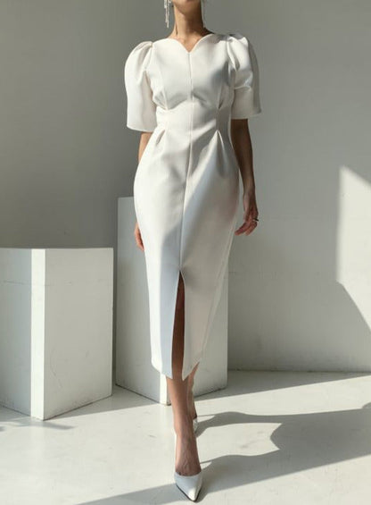 Classic Vintage Dress with a Flattering Fit