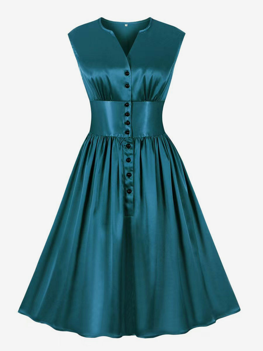Sophisticated Dress with a Clean Classic Look